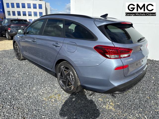 Hyundai / i30 / Grau / / / 