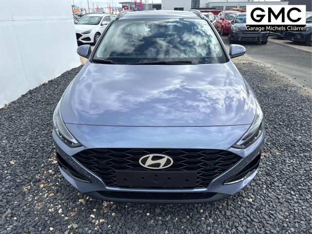 Hyundai / i30 / Grau / / / 