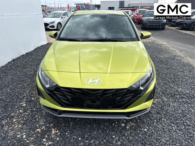 Hyundai / i20 / Grau / / / 
