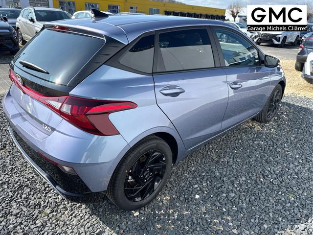 Hyundai / i20 / Grau / / / 