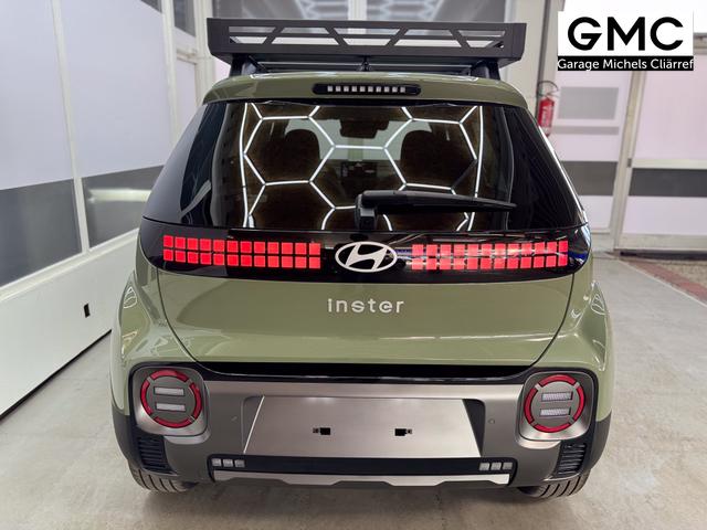 Hyundai Inster Impression CROSS 49kWh PANO 220V DIG.KEY SHZ 360 BCA ACC NAVI RFK LED 