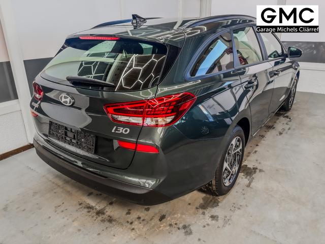 Hyundai i30 Kombi STYLE NAVI WP ALU LED RFK PDC 