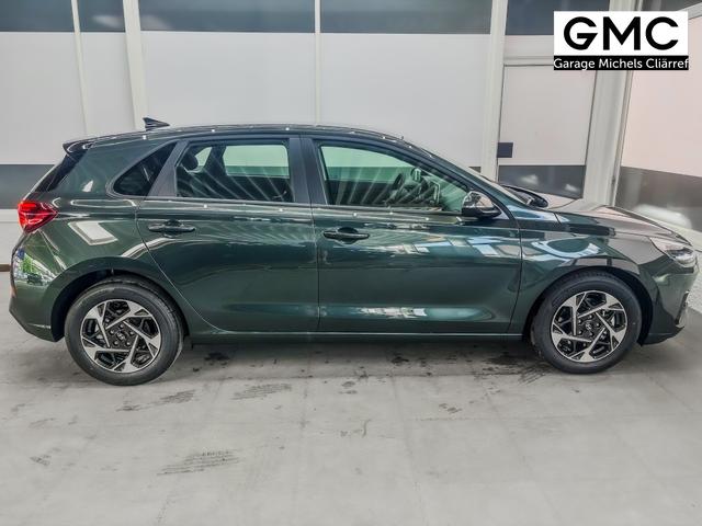 Hyundai i30 STYLE DCT NAVI WP ALU LED RFK PDC 