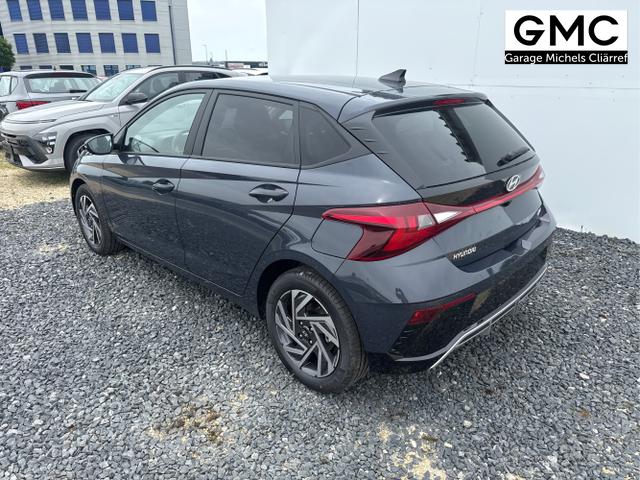 Hyundai / i20 / Grau / / / 
