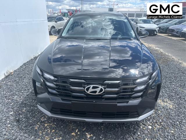 Hyundai / TUCSON / Grau / / / 