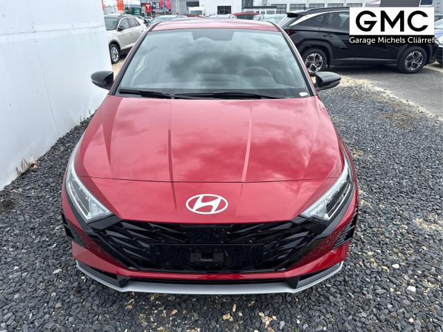 Hyundai / i20 / Grau / / / 