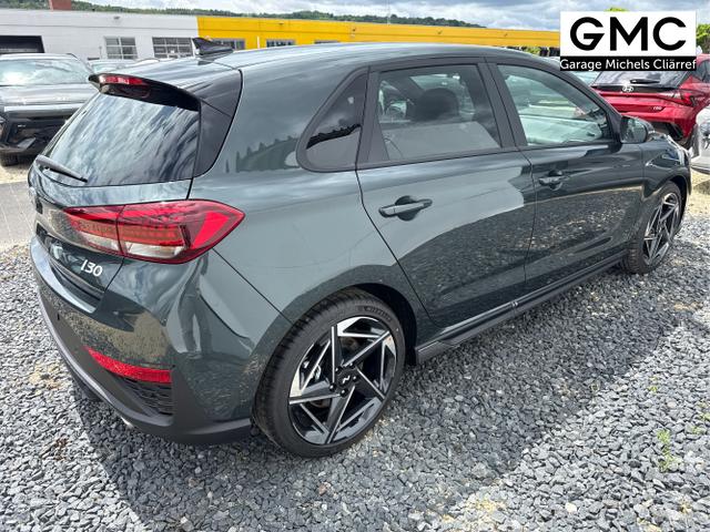 Hyundai / i30 / Grau / / / 
