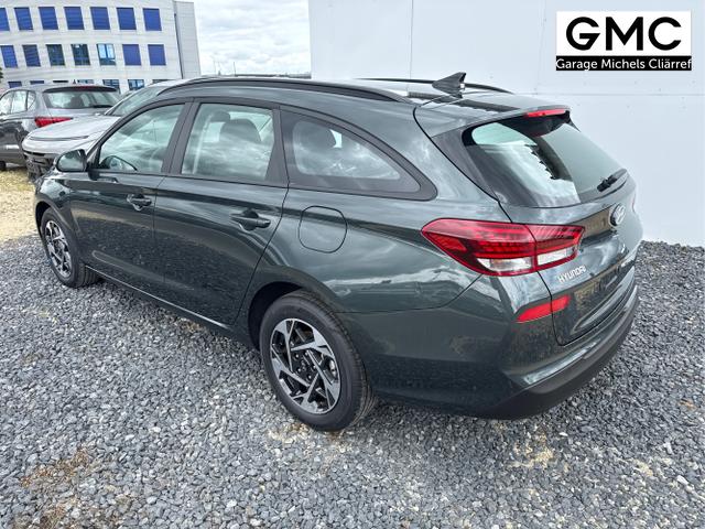 Hyundai / i30 / Grau / / / 