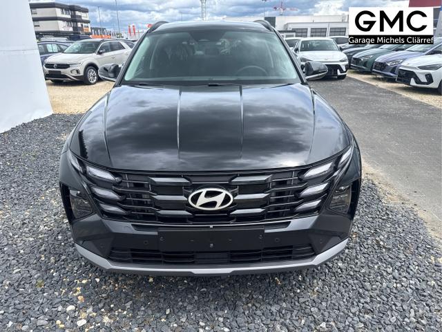 Hyundai / TUCSON / Grau / / / 