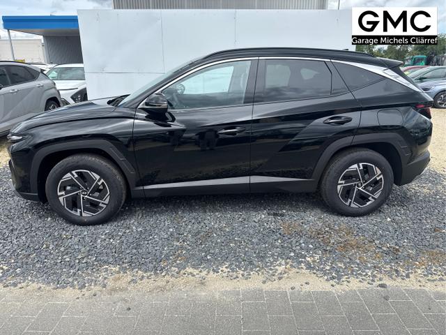 Hyundai / TUCSON / Grau / / / 