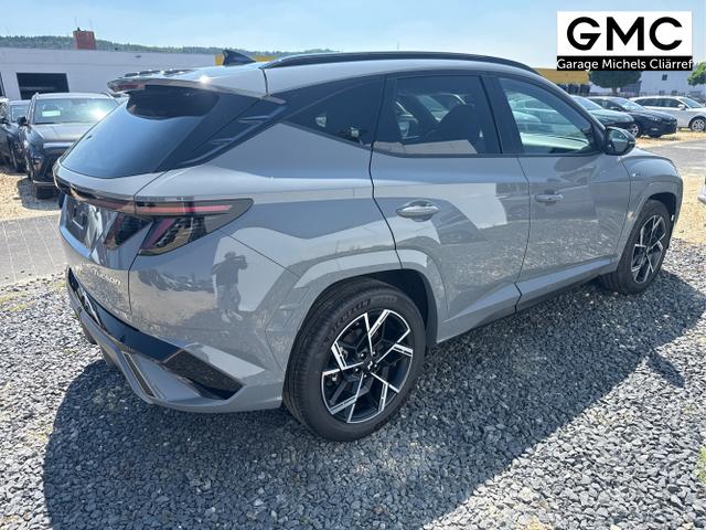 Hyundai / TUCSON / Grau / / / 