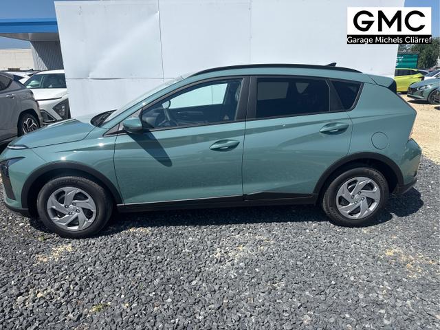 Hyundai / BAYON / Grau / / / 