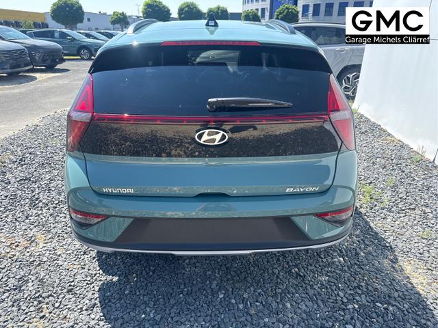 Hyundai / BAYON / Grau / / / 