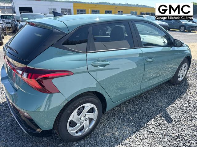 Hyundai / i20 / Grau / / / 
