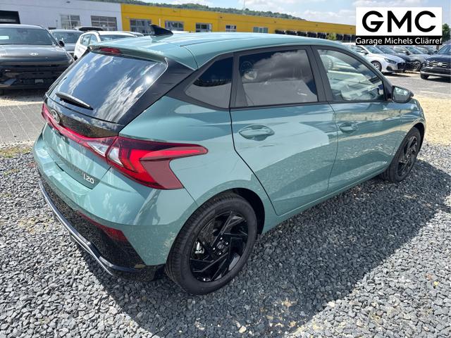 Hyundai / i20 / Grau / / / 