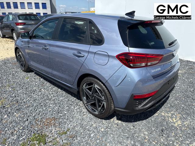 Hyundai / i30 / Grau / / / 