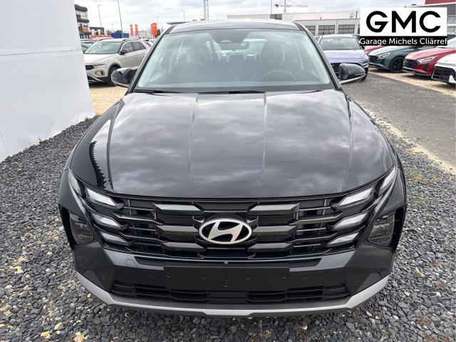 Hyundai / TUCSON / Grau / / / 