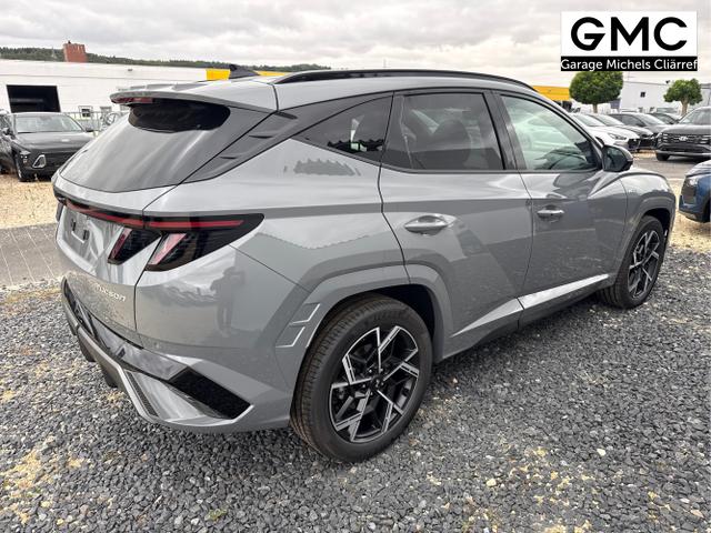 Hyundai / TUCSON / Grau / / / 