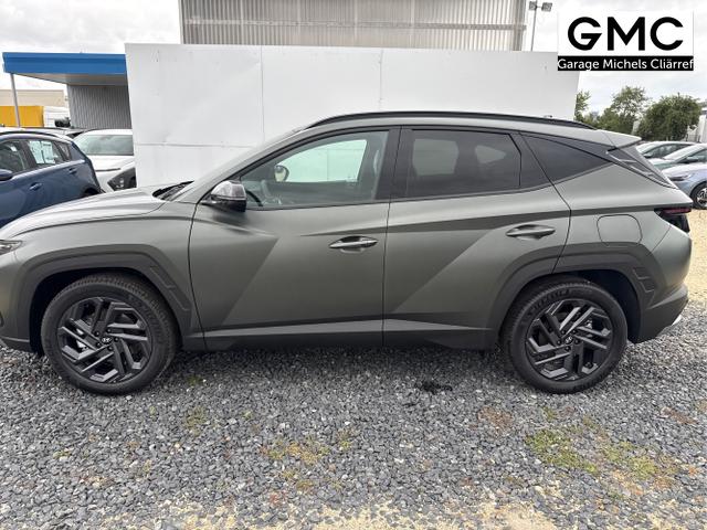 Hyundai / TUCSON / Grau / / / 