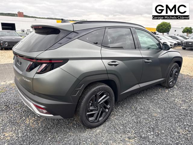 Hyundai / TUCSON / Grau / / / 
