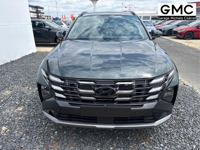 Hyundai / TUCSON / Grau / / / 