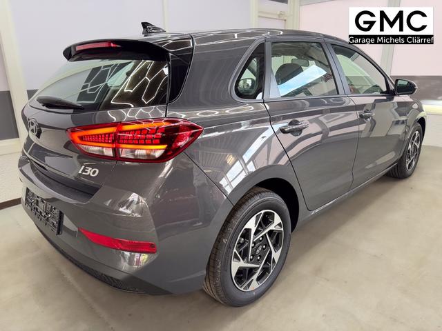 Hyundai i30 STYLE DCT ALU SHZ NAVI RFK PDC 