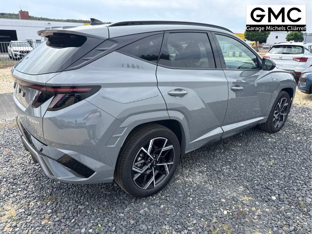 Hyundai / TUCSON / Grau / / / 