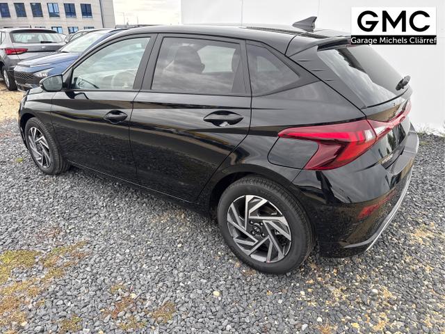 Hyundai / i20 / Grau / / / 