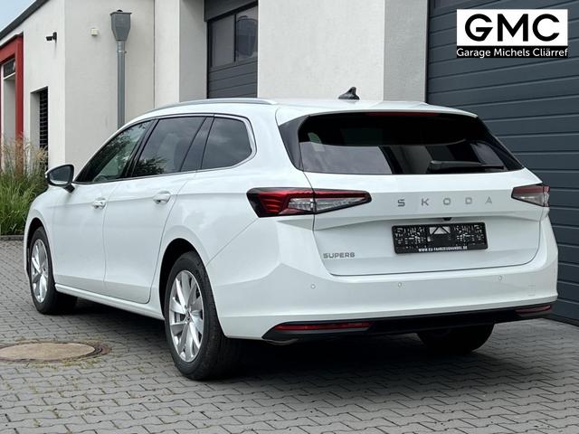 Skoda Superb Combi Selection 2,0 TSI DSG 4x4 195KW MJ26 Navi 