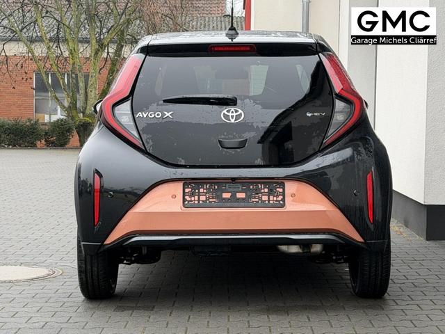 Toyota Aygo X Play 1,5 Hybrid CVT 85KW Winter neues Modell 