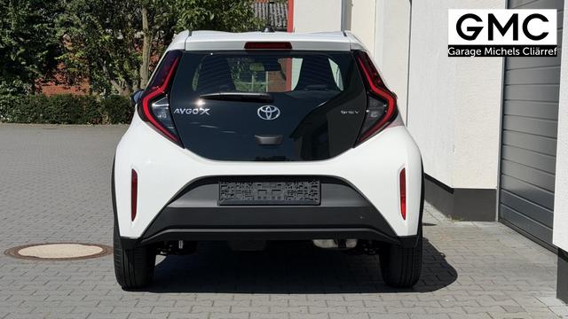Toyota Aygo X Play 1,5 Hybrid CVT 85KW Winterpaket 