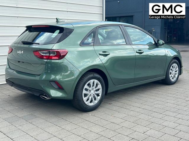 Kia Ceed Silver 1.5 T-GDi, DCT Android Auto*Navi*WinterPak*Kamera*Klima*PDC hinten 