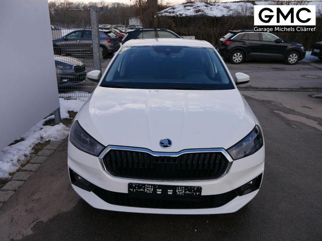 Skoda Fabia Selection 1.0 TSI *NAVI-&Uuml;BER-SMARTLINK*PDC-HI*LED*SHZ*KLIMA*RADIO 