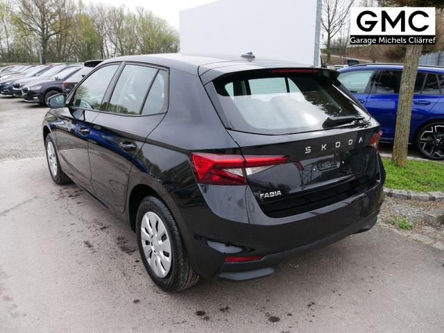 Skoda Fabia Selection 1.0 TSI DSG*NAVI-&Uuml;BER-SMARTLINK*LED*PDC-HI*SHZ*DAB*KLIMA 
