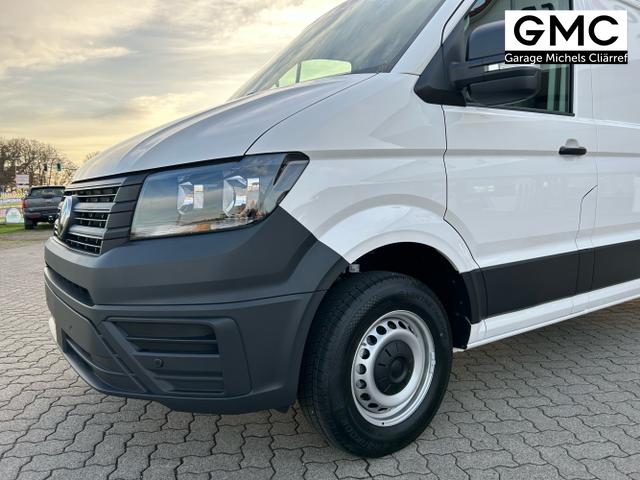 Volkswagen / Crafter Kastenwagen / Wei&szlig; / / / 30 2.0 TDI MR Aut. L3H2 / 4 J. Garantie