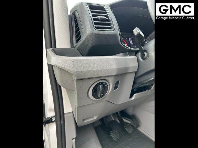 Volkswagen / Crafter Kastenwagen / Weiß / / / MAN TGE 3.140 2.0 TDI HD MR 4x4 L3H3 / Sperre