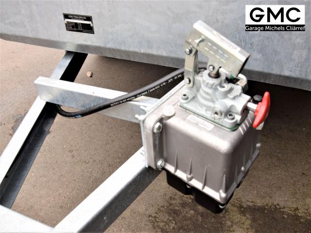 VDM BBWO DA ALU 750 kg / Mesures int. 260x150x40cm 750kg inclinable 