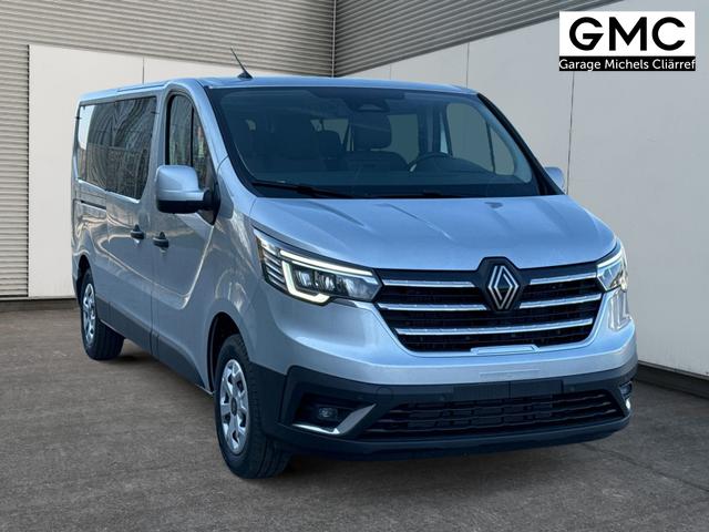 Renault / Trafic / / / / 
