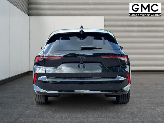 Opel / Astra Sports Tourer / / / / 