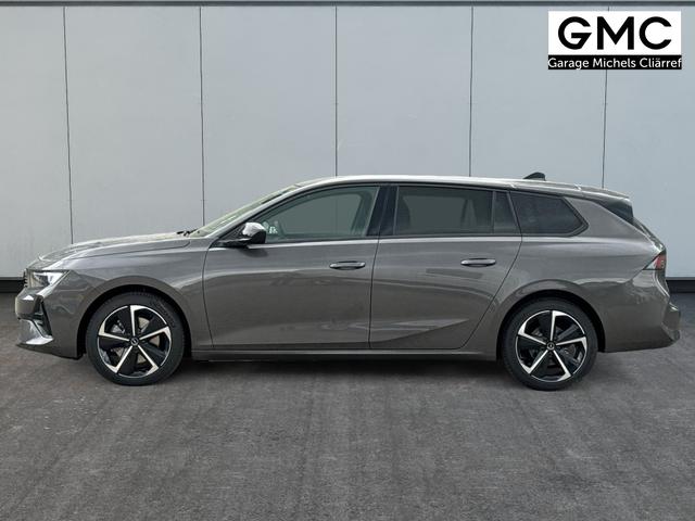 Opel / Astra Sports Tourer / / / / 