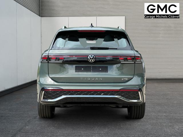 Volkswagen / Tiguan / Grün / / / DSG+AHK+HUD+NAVI+MATRIX+EL. HECK.+20 ALU