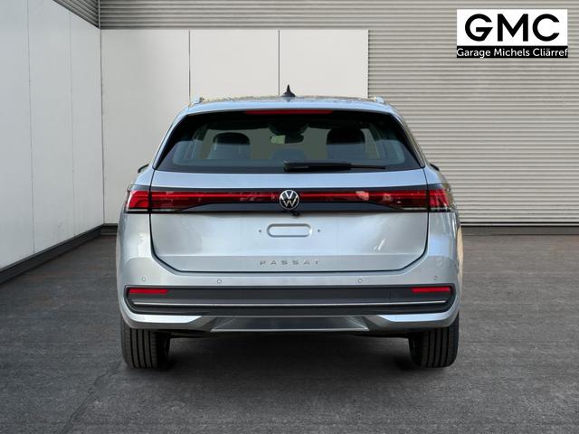 Volkswagen / Passat Variant / Silber / / / DSG+AHK+PANO+NAVI+ACC+KAMERA+LED+MASSAGE