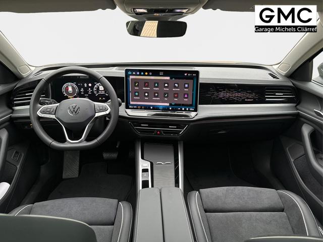 Volkswagen / Passat Variant / Grau / / / DSG+PANO+NAVI+MATRIX+360 KAM+MASSAGE+ACC+18 LM, Beispielbilder, ggf. teilweise mit Sonderausstattung