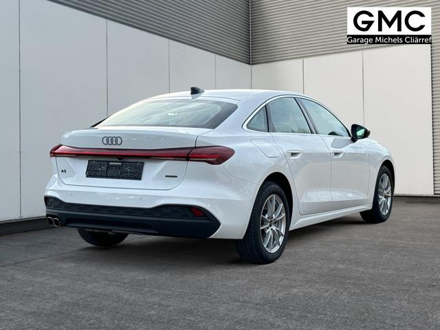 Audi / A5 / / / / quattro NAVI+EL. HECKKL.+PDC+LED+17 LM