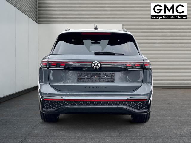 Volkswagen / Tiguan / Grau / / / PLUG-IN+PANO+AHK+HD MATRIX+NAVI+BLACK STYLE+20 LM+ACC
