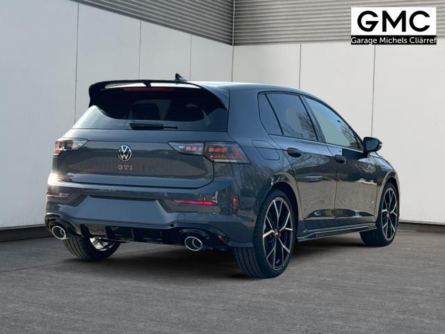 Volkswagen / Golf / / / / PANO+MATRIX+HUD+HARMAN+NAVI+360 KAMERA+19 LM, Beispielbilder, ggf. teilweise mit Sonderausstattung