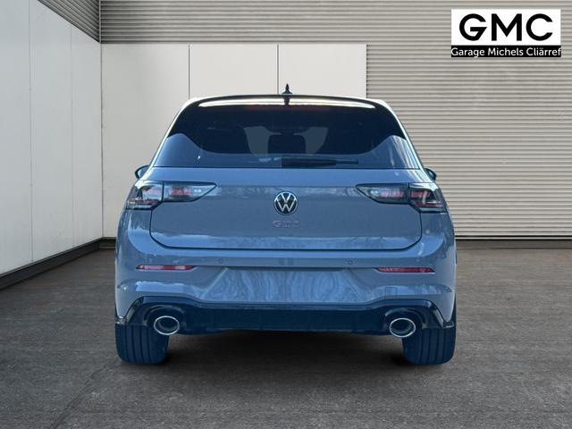 Volkswagen / Golf / Grau / / / PANO+MATRIX+HUD+HARMAN+NAVI+360 KAMERA+19 LM