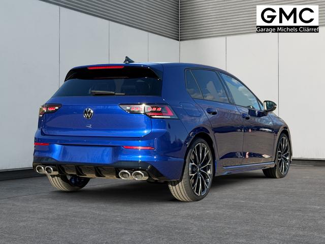 Volkswagen / Golf / / / / 4x4+PANO+MATRIX+HUD+HARMAN+NAVI+360 KAMERA+19 LM