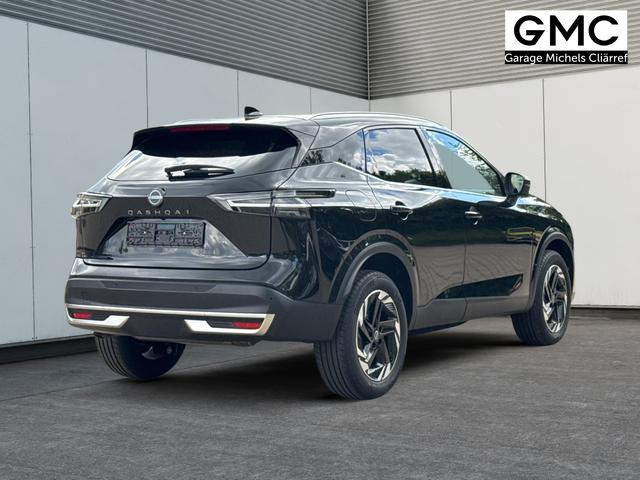 Nissan / Qashqai / Schwarz / / / EL.HECKKL+HEAD-UP+KAMERA+ACC+PDC+SHZ+LED 