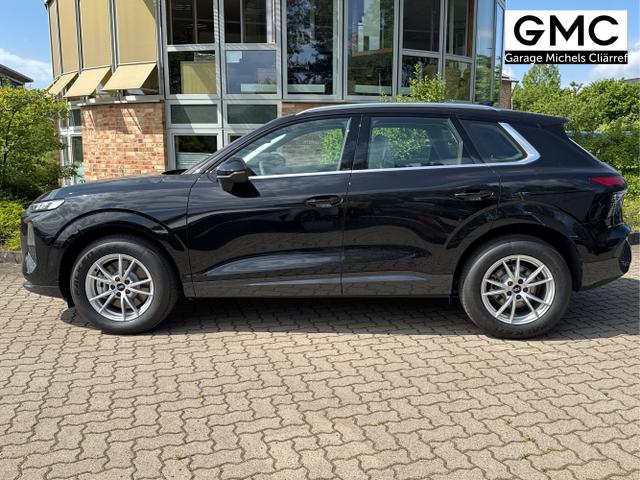 Audi / Q3 / Schwarz / / / KAMERA+NAVI+PDC+EL.HECKKL.+LED+17LM
